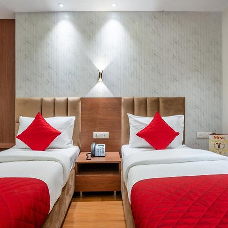 Hotel Avaas - Faiz Road Karol Bagh 델리 외부 사진
