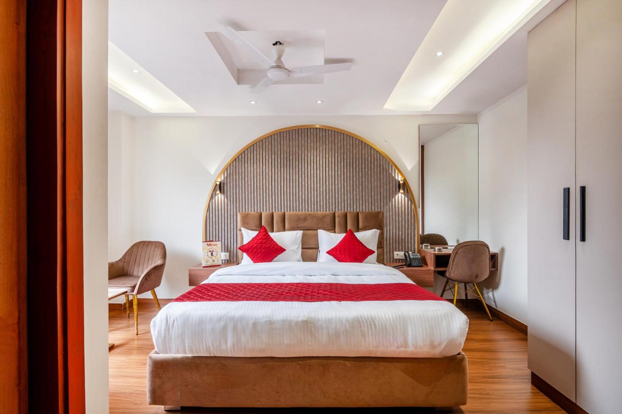 Hotel Avaas - Faiz Road Karol Bagh 델리 외부 사진